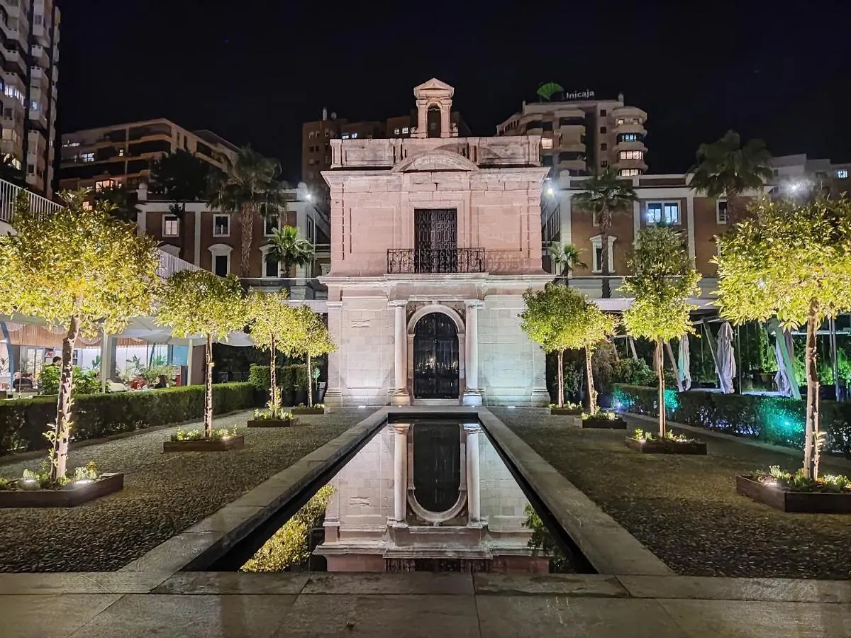 80S Loft Vintage 15' Malaga Airport Free Guest Parking Apartment Alhaurin de la Torre
