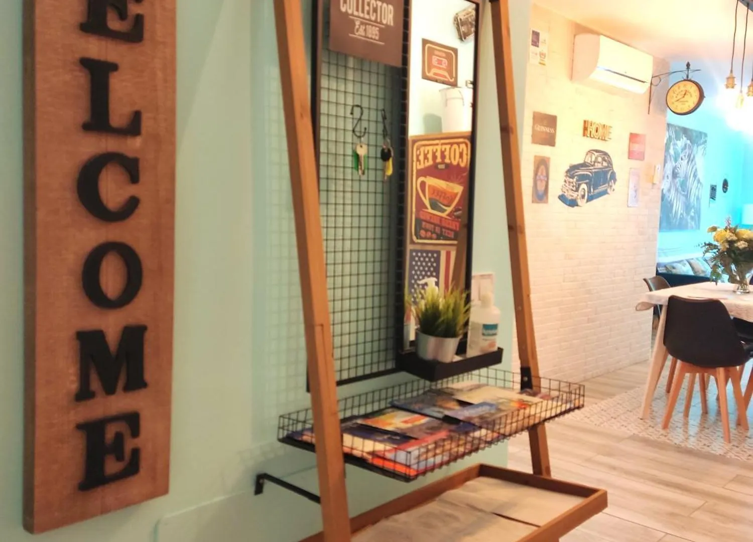 阿尔豪林德拉托里80S Loft Vintage 15' Malaga Airport Free Guest Parking公寓 公寓